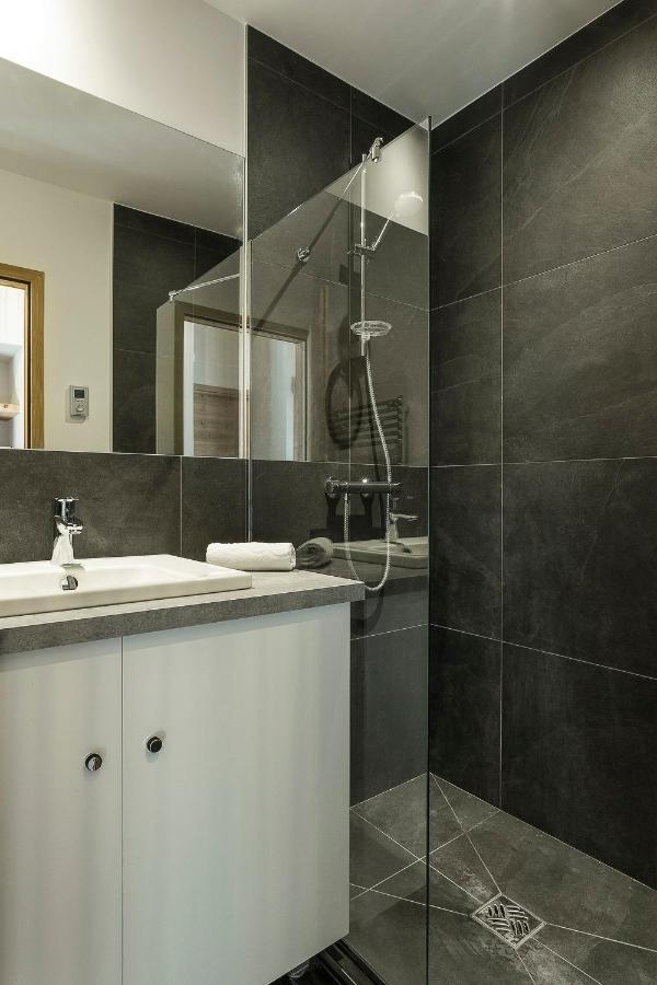 Apartment Trabets 2 - Alpes Travel - Les Houches - Sleeps 8 المظهر الخارجي الصورة